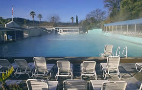 calistoga hot springs spa pool